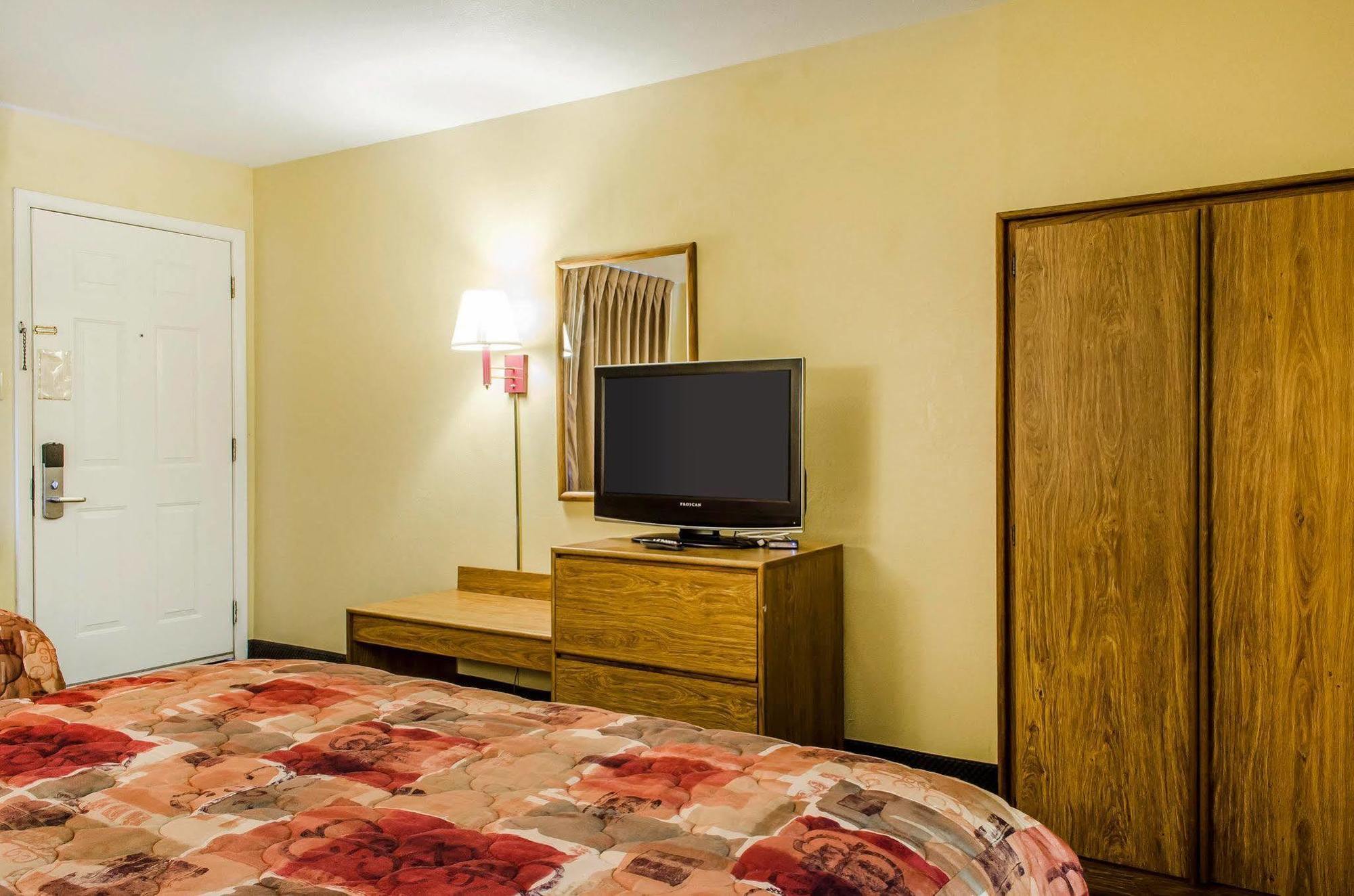 Relax Inn Lewisburg Zewnętrze zdjęcie